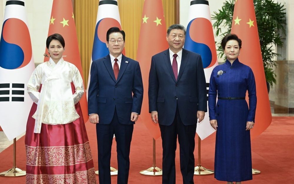 习近平同韩国总统李在明举行会谈